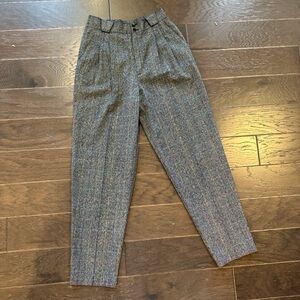 Women's Classic Gray Striped Cropped Pants